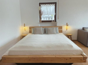 Fewo Seehenswert Kinderfreundlich mit Pool, Tischtennisplatte & Königscard bis zu 8 Personen in Seenähe Oy-Mittelberg